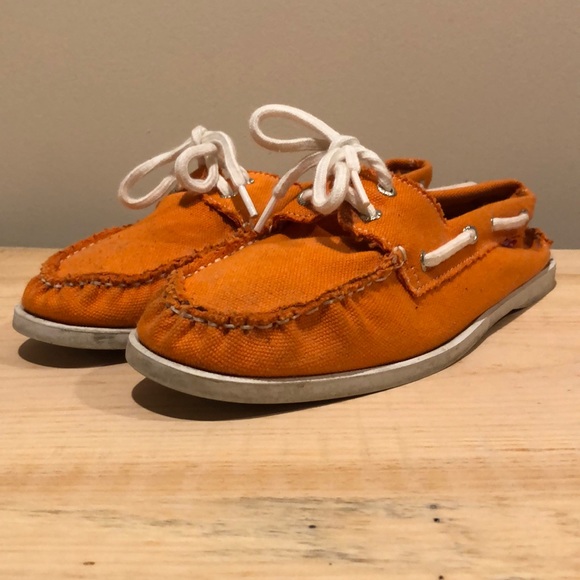 Levi’s Orange Boat Shoes. Size 11 - Picture 1 of 3